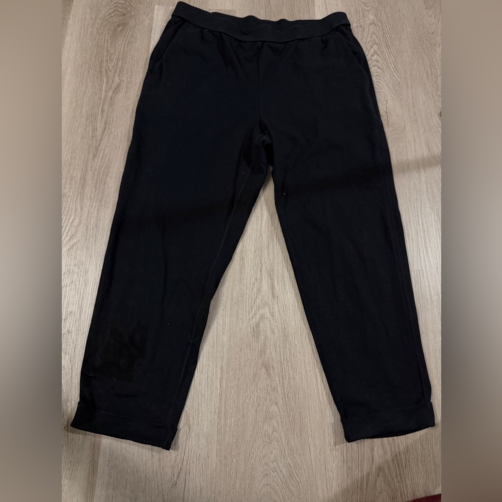 Eileen Fisher Black Stretch 3/4 Leggings